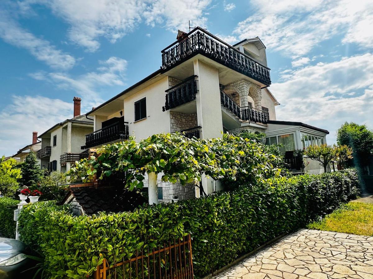 Casa Blanca Leilighet Umag Eksteriør bilde